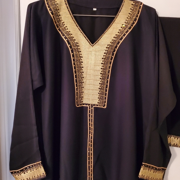 Selling Beautiful Black & Gold Modest Abaya/Kaftan/Dress w/ Matching Hijab/Scarf - Picture 2 of 10